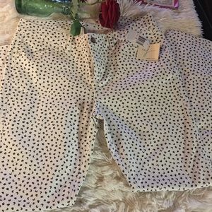 Andrea jovine-wt/blk 4 pocket jean. Sz10, NWT💎